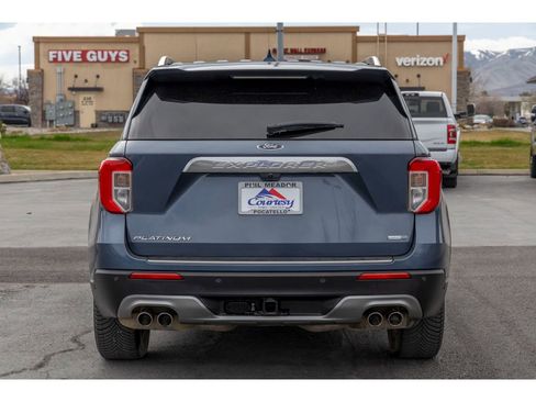 Used 2020 Ford Explorer Platinum w/ Premium Technology Package image 4