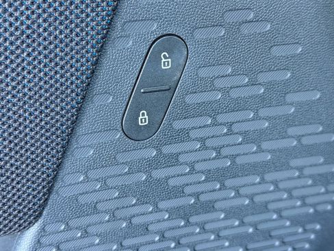 Used 2025 MINI Cooper S image 16