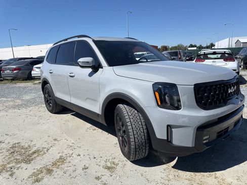 Used 2024 Kia Telluride SX Prestige X-Pro image 3