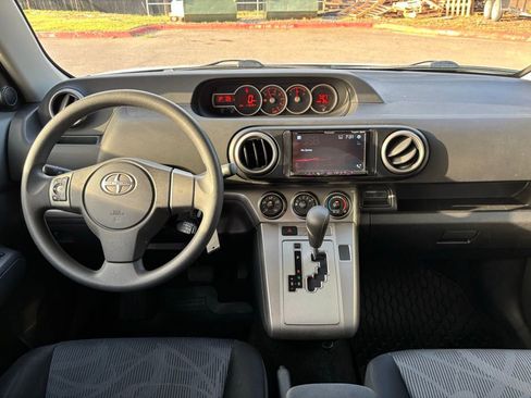 Used 2012 Scion xB image 24