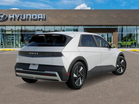 New 2026 Hyundai Ioniq 5 SEL AWD/4WD image 4