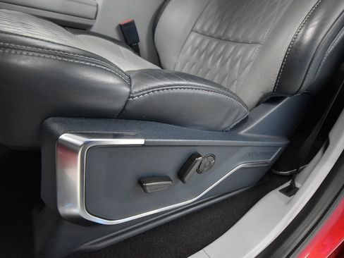 Used 2024 Ford F250 Limited image 7