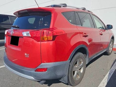 Used 2015 Toyota RAV4 XLE w/ Outdoor Package AWD/4WD image 5