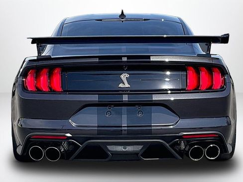 Used 2022 Ford Mustang Shelby GT500 w/ Carbon Fiber Track Pack image 7