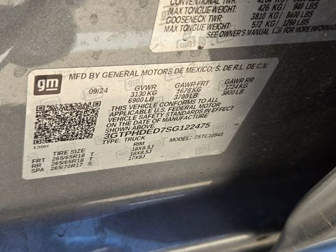 Used 2025 GMC Sierra 1500 SLT RWD image 17