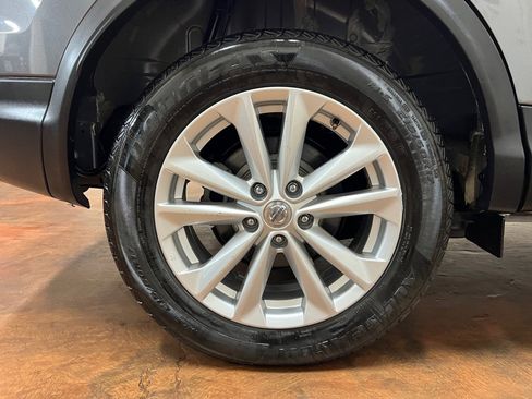Used 2019 Nissan Rogue Sport SV w/ All-Weather Package AWD/4WD image 12