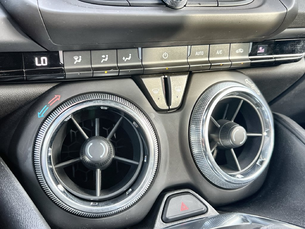 Used 2023 Chevrolet Camaro LT w/ Technology Package RWD image 23