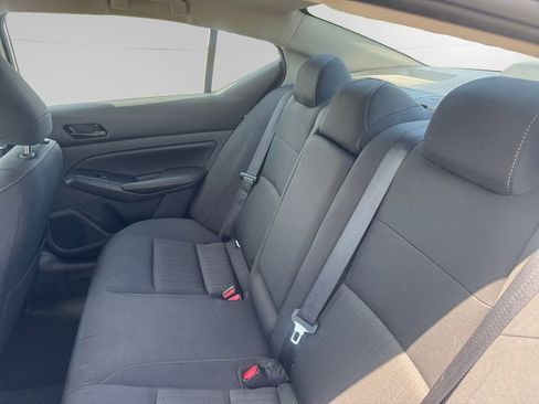 Used 2025 Nissan Altima 2.5 SV FWD image 13