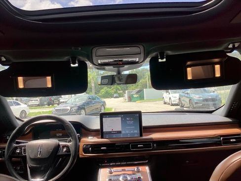 Used 2020 Lincoln Aviator Grand Touring w/ Equipment Group 302A AWD/4WD image 21