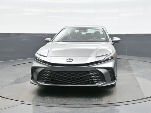 New 2026 Toyota Camry SE image 2