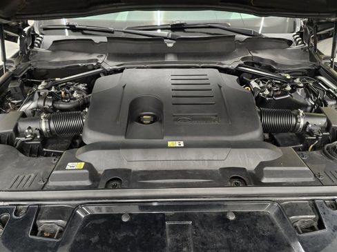 Used 2020 Land Rover Range Rover Sport HST image 14