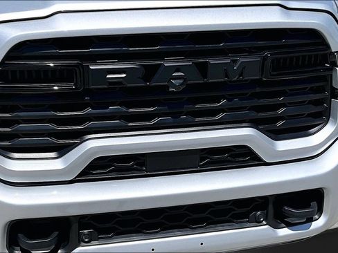Used 2026 RAM 2500 Big Horn AWD/4WD image 30