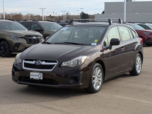 Used 2012 Subaru Impreza 2.0i Premium w/ All-Weather Pkg image 8