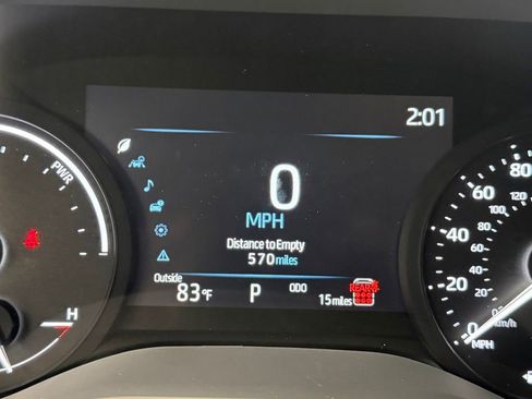 Used 2026 Toyota Sienna XLE FWD image 30