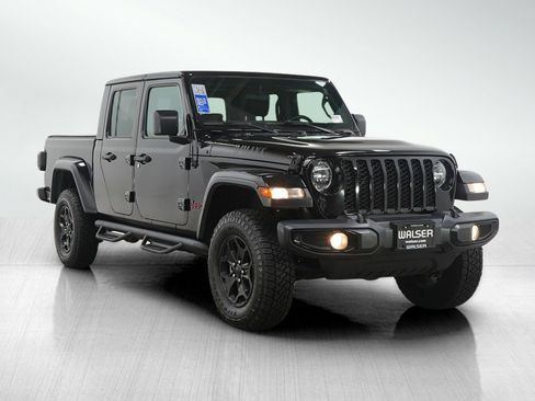 Used 2021 Jeep Gladiator Willys image 7