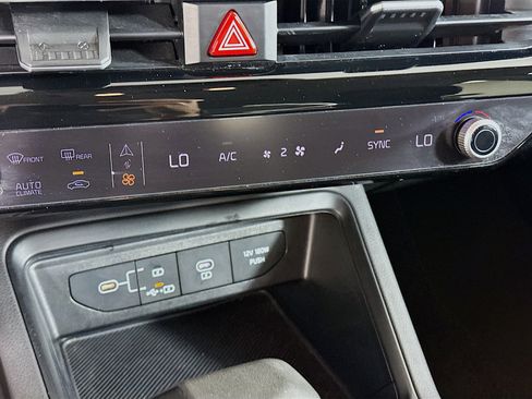 Used 2025 Kia K5 LXS image 23