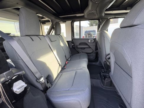 New 2026 Jeep Wrangler Sahara image 21