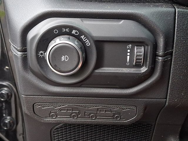 Used 2024 Jeep Wrangler Unlimited Rubicon w/ Capability Package AWD/4WD image 15