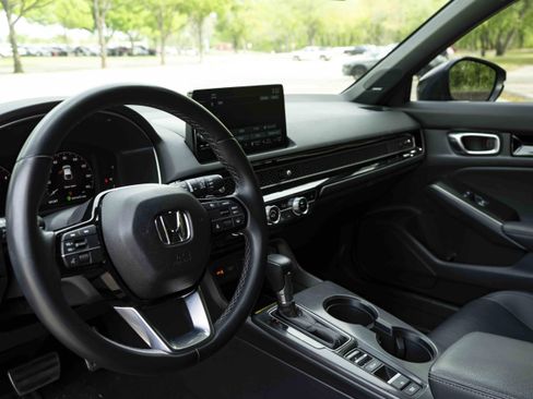 Used 2023 Honda Civic Sport Touring image 16