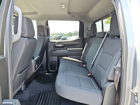 Certified 2025 Chevrolet Silverado 1500 RST w/ Convenience Package II AWD/4WD image 10