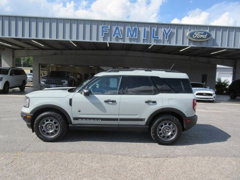 Used 2024 Ford Bronco Sport Big Bend w/ Convenience Package image 2