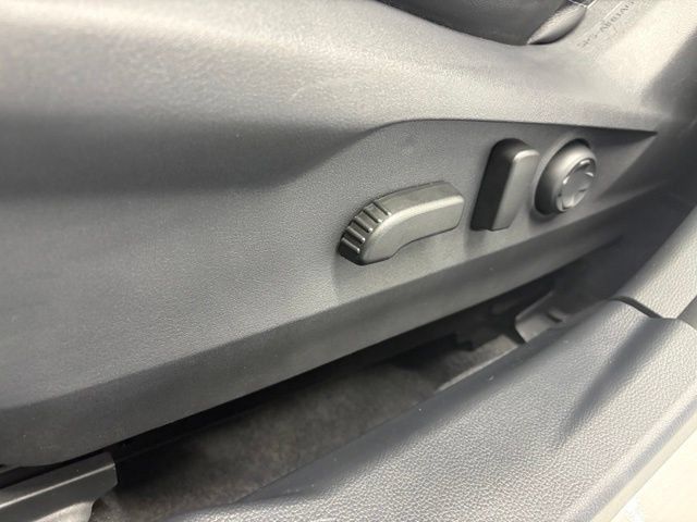 Used 2025 Subaru Outback Touring XT AWD/4WD image 7