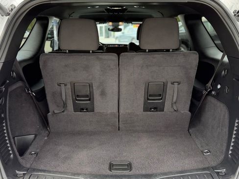 Used 2025 Dodge Durango GT AWD/4WD image 5