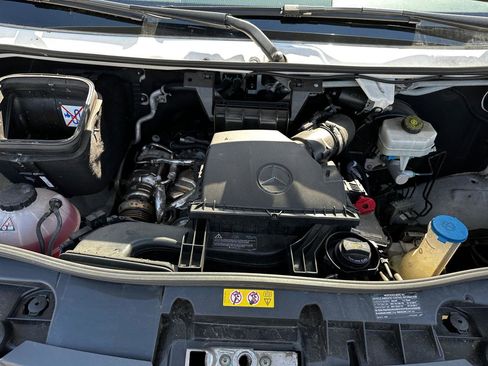 Used 2023 Mercedes-Benz Sprinter 1500 image 20