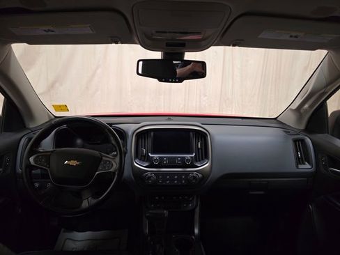 Used 2019 Chevrolet Colorado Z71 image 31