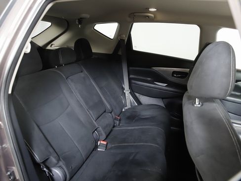 Used 2018 Nissan Murano SV image 9