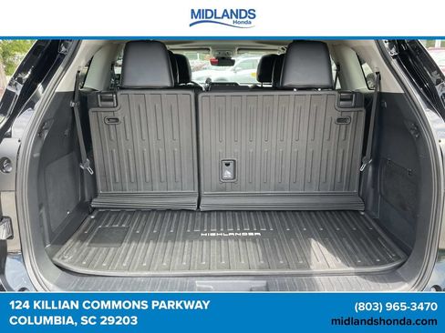 Used 2021 Toyota Highlander Limited AWD/4WD image 9