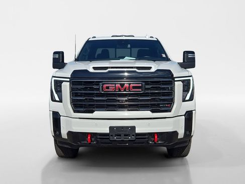 Used 2025 GMC Sierra 2500 AT4 AWD/4WD image 8