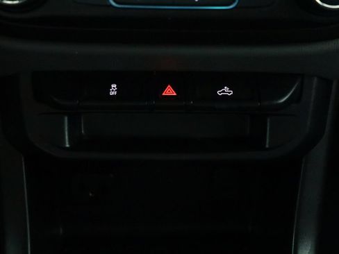 Used 2019 Chevrolet Colorado W/T w/ WT Convenience Package AWD/4WD image 21