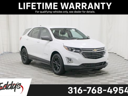 Used 2021 Chevrolet Equinox LS FWD image 1