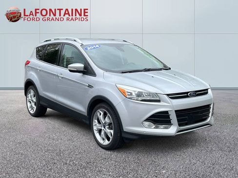 Used 2014 Ford Escape Titanium w/ Equipment Group 401A FWD image 3