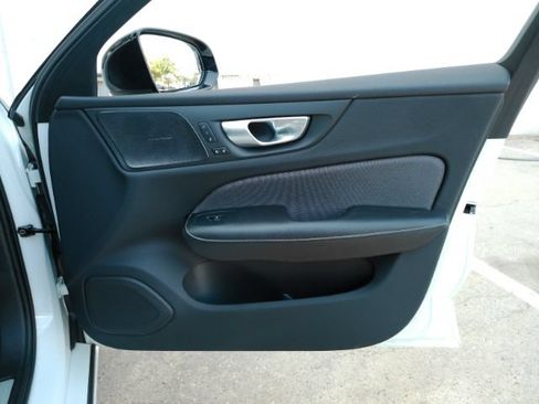 Used 2024 Volvo S60 B5 Plus w/ Climate Package FWD image 21
