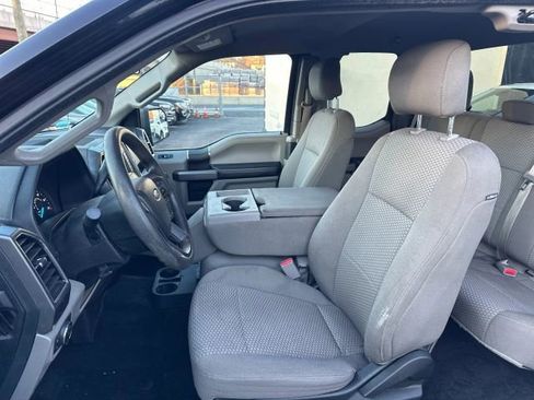 Used 2017 Ford F150 XLT image 29