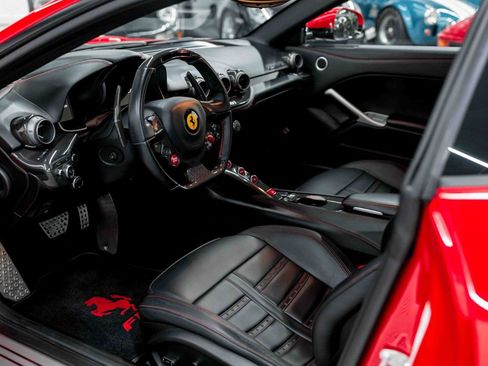 Used 2014 Ferrari F12 Berlinetta image 2