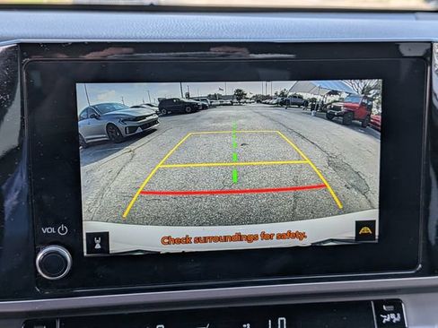 Used 2025 Toyota Camry SE FWD image 23