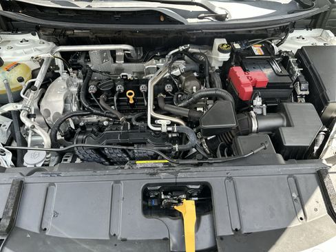 Used 2021 Nissan Rogue Platinum AWD/4WD image 13