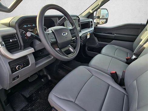 New 2026 Ford F250 XL w/ XL Chrome Package image 3