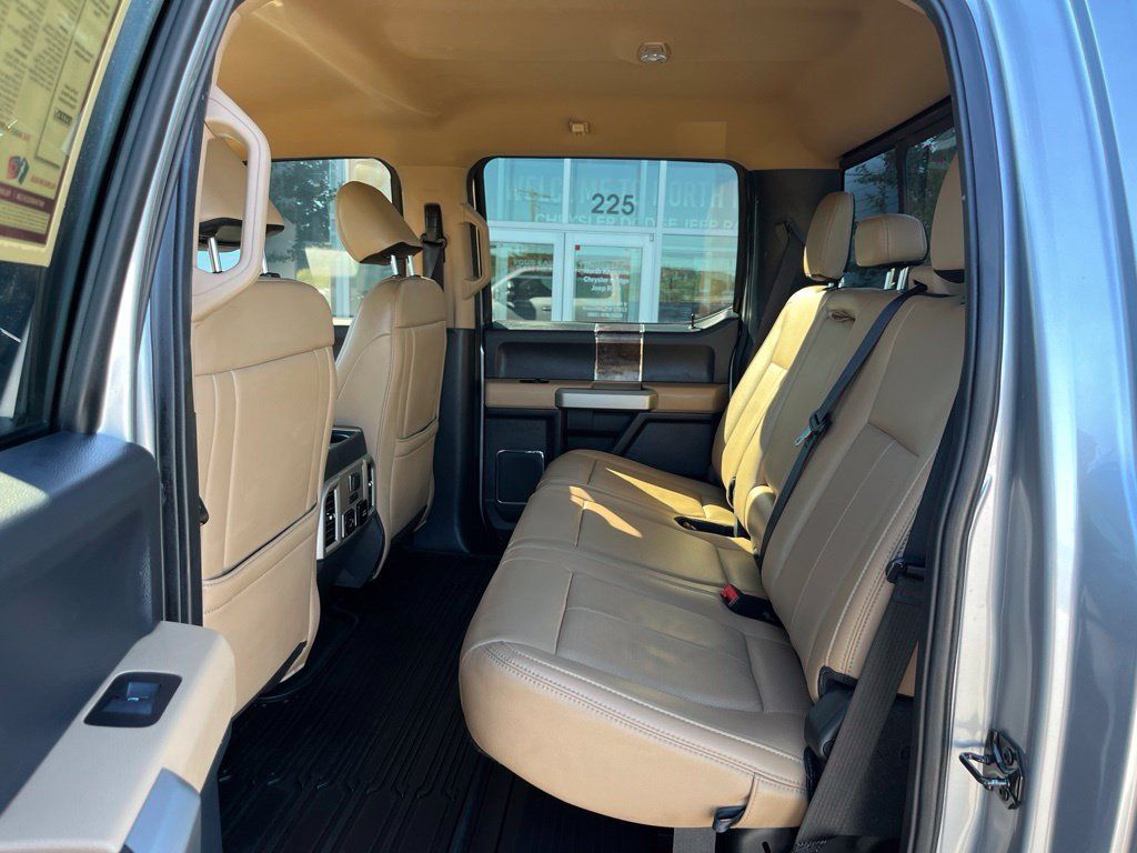 Used 2022 Ford F350 Lariat w/ Tremor Off-Road Package AWD/4WD image 13