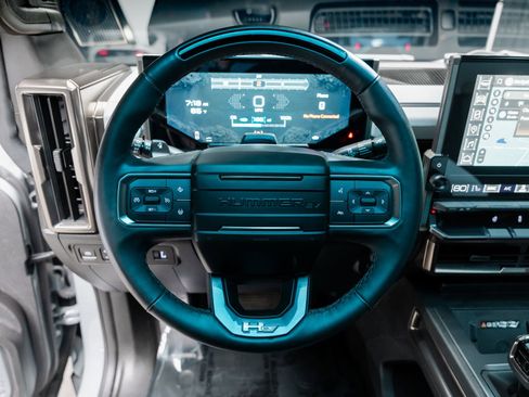 Used 2025 GMC Hummer EV 3X w/ Battery Pack, 24 Module Pack image 41