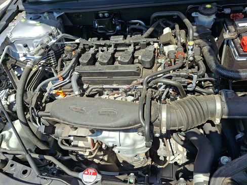Certified 2023 Honda Accord EX image 29