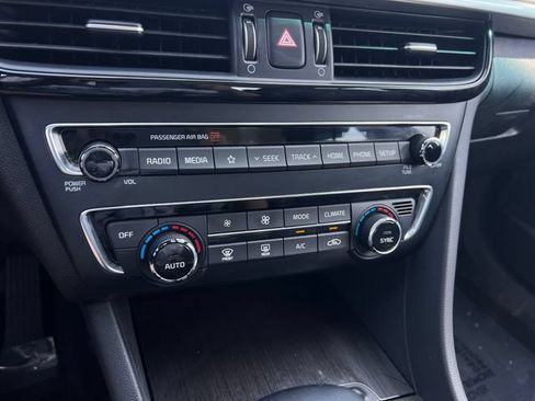 Used 2019 Kia Optima EX FWD image 24