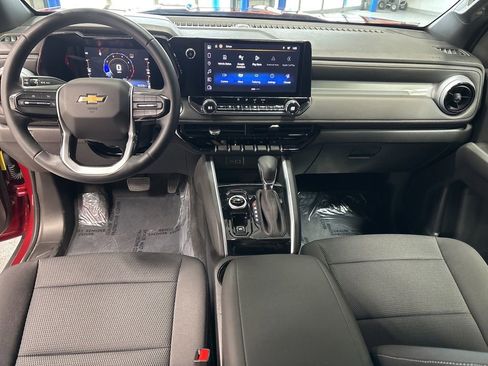 Used 2023 Chevrolet Colorado LT w/ LT Convenience Package III image 10