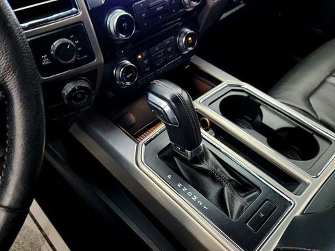 Used 2016 Ford F150 Platinum w/ Technology Package image 16