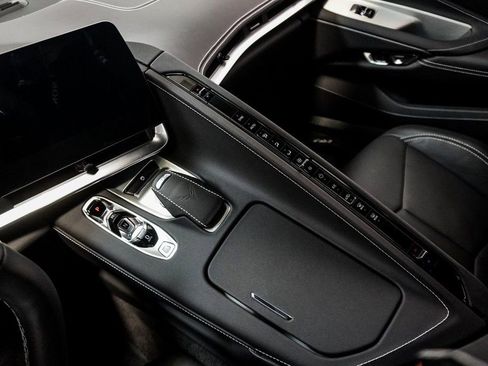 Used 2024 Chevrolet Corvette Z06 image 23