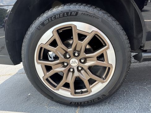 Used 2025 Ford Expedition Max King Ranch AWD/4WD image 23