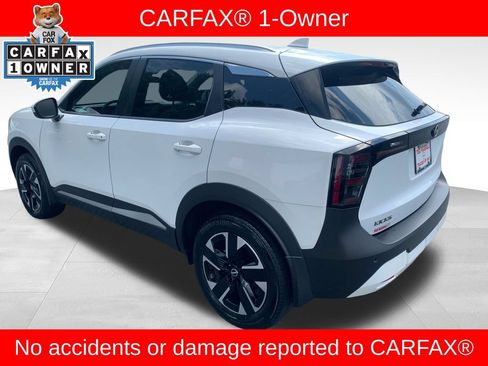 Used 2025 Nissan Kicks SV w/ SV Premium Package AWD/4WD image 3